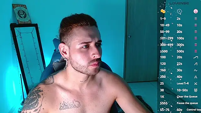 Snapshot of Ares_blue chatting on February 18, 2025, 11:11 am Ares blue online show from February 18, 2025, 11:11 am