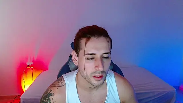 Snapshot of Ares_blue chatting on March 15, 2025, 11:40 am Ares blue online show from March 15, 2025, 11:40 am