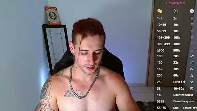 Snapshot of Ares_blue chatting on March 3, 2025, 2:17 pm Ares blue online show from March 3, 2025, 2:17 pm