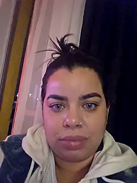 MiahJoness online show from October 12, 2025, 5:42 am