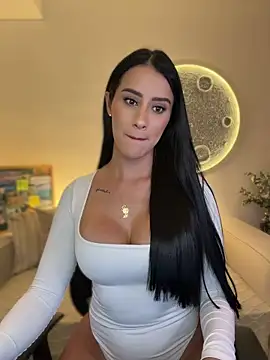SarahhSmitth1 online show from July 5, 2026, 12:48 am