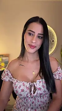 Snapshot of SarahhSmitth1 chatting on May 15, 2026, 11:14 pm SarahhSmitth1 online show from May 15, 2026, 11:14 pm