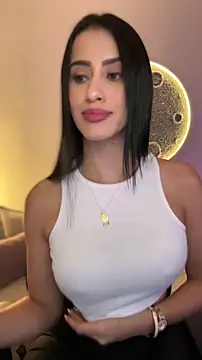 Snapshot of SarahhSmitth1 chatting on March 7, 2026, 10:59 pm SarahhSmitth1 online show from March 7, 2026, 10:59 pm