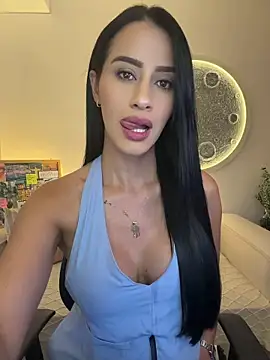 SarahhSmitth1 online show from July 15, 2026, 11:23 pm