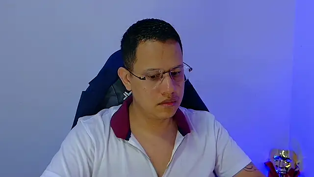LiamVidal online show from April 13, 2026, 11:47 am