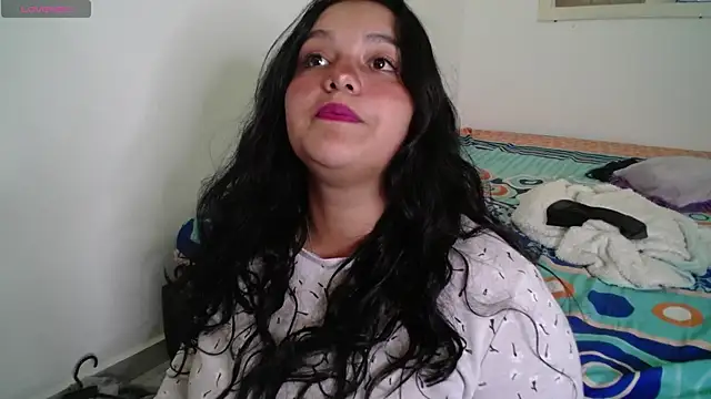 Snapshot of Laurenkenner_ chatting on July 22, 2026, 6:43 pm Laurenkenner online show from July 22, 2026, 6:43 pm