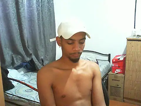 Snapshot of 29YOURZ_28_ chatting on February 5, 2026, 8:10 am 29YOURZ 28 online show from February 5, 2026, 8:10 am