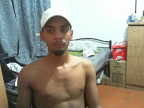 Snapshot of 29YOURZ_28_ chatting on December 16, 2025, 6:12 pm 29YOURZ 28 online show from December 16, 2025, 6:12 pm