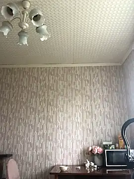 SheilaAndDanny online show from November 9, 2025, 9:02 am