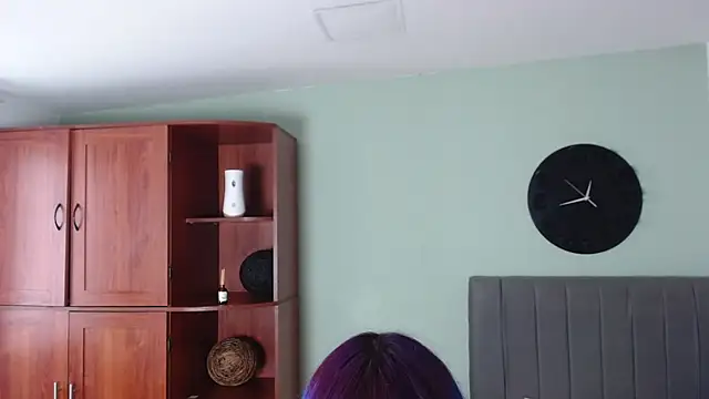 lilith-fox online show from September 30, 2025, 4:13 pm