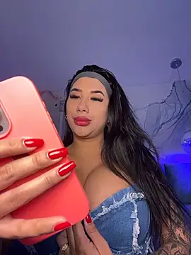 kiim taaylor online show from November 28, 2025, 11:21 am