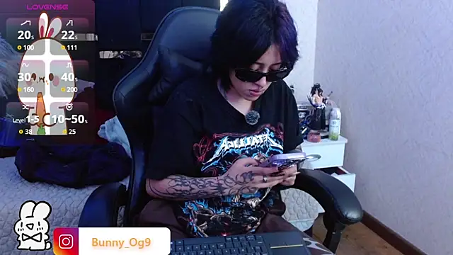 Snapshot of Bunny_O chatting on May 27, 2026, 11:56 pm Bunny O online show from May 27, 2026, 11:56 pm