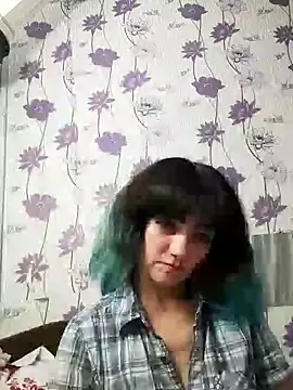 Snapshot of SweetLeila40 chatting on February 14, 2025, 12:19 am SweetLeila40 online show from February 14, 2025, 12:19 am