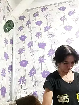 Snapshot of SweetLeila40 chatting on February 26, 2025, 9:20 pm SweetLeila40 online show from February 26, 2025, 9:20 pm