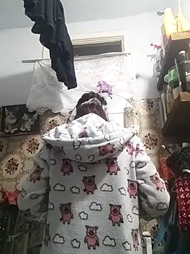 SweetLeila40 online show from February 18, 2026, 11:34 pm