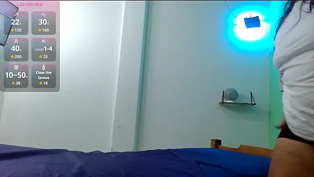 evaleribigtits18 online show from July 2, 2026, 1:06 am