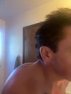 DamienSliick online show from June 6, 2026, 1:22 am
