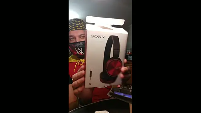 Snapshot of BISEXGOOD777 chatting on February 26, 2026, 7:25 pm BISEXGOOD777 online show from February 26, 2026, 7:25 pm