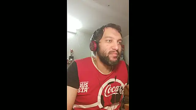 Snapshot of BISEXGOOD777 chatting on February 10, 2026, 2:38 pm BISEXGOOD777 online show from February 10, 2026, 2:38 pm