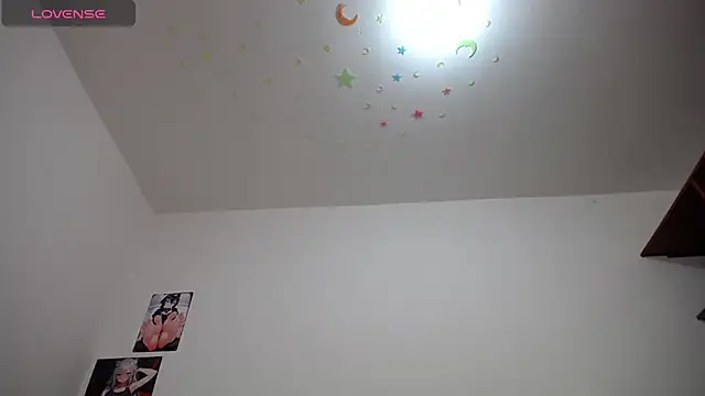 Snapshot of Laila_Laly chatting on February 21, 2025, 3:21 pm Laila Laly online show from February 21, 2025, 3:21 pm