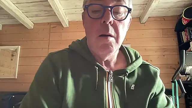 Snapshot of lelohop chatting on February 23, 2026, 11:11 am lelohop online show from February 23, 2026, 11:11 am