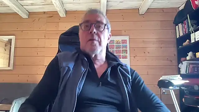 Snapshot of lelohop chatting on January 15, 2026, 12:19 pm lelohop online show from January 15, 2026, 12:19 pm