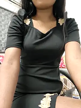 Snapshot of yhona_darling chatting on May 18, 2026, 6:45 pm yhona darling online show from May 18, 2026, 6:45 pm