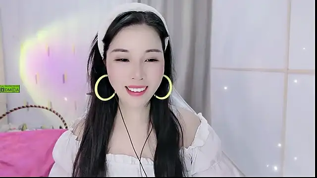 Snapshot of HK_angelchloe chatting on October 16, 2025, 1:47 am HK angelchloe online show from October 16, 2025, 1:47 am