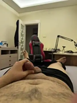 Snapshot of 31cektirenbatuu chatting on April 2, 2026, 11:33 pm 31cektirenbatuu online show from April 2, 2026, 11:33 pm