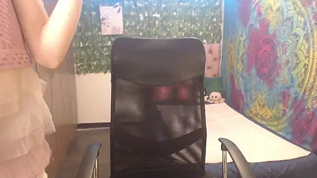 BurningVenus12 online show from November 21, 2025, 5:06 am