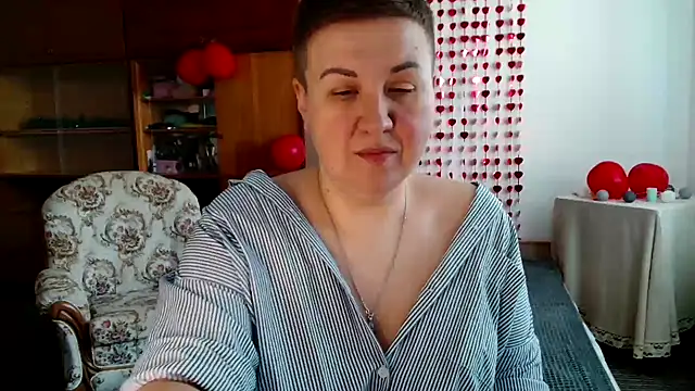 Snapshot of Annet1912 chatting on February 22, 2025, 10:40 am Annet1912 online show from February 22, 2025, 10:40 am