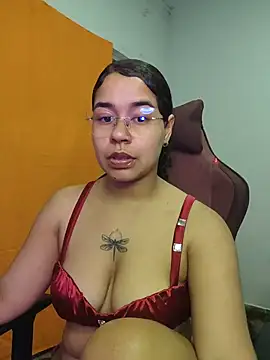 Snapshot of VitoriaFernandes chatting on July 23, 2026, 10:17 pm VitoriaFernandes online show from July 23, 2026, 10:17 pm