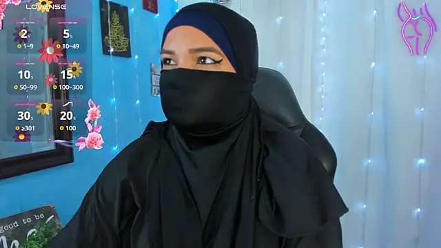 Snapshot of Falak-Yasin chatting on May 6, 2026, 11:47 am Falak-Yasin online show from May 6, 2026, 11:47 am