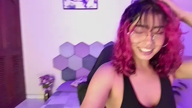 Snapshot of Horny_tgn chatting on January 5, 2026, 5:38 pm Horny tgn online show from January 5, 2026, 5:38 pm