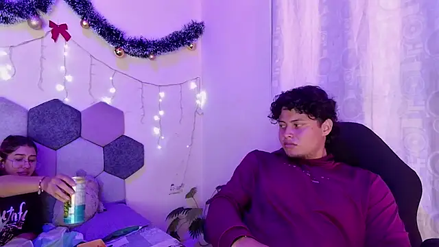 Snapshot of Horny_tgn chatting on December 21, 2025, 6:31 pm Horny tgn online show from December 21, 2025, 6:31 pm