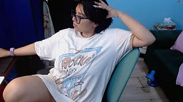 X CHERRY XX online show from July 17, 2026, 12:30 am