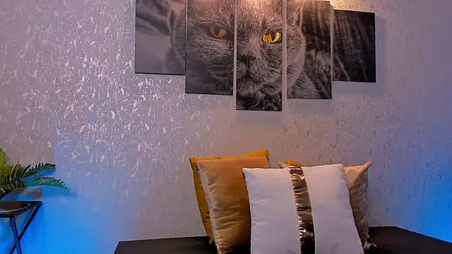 lilicooper  online show from March 6, 2025, 7:21 pm