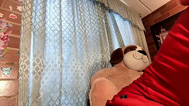 Snapshot of ValeriaLacrozee chatting on October 8, 2025, 4:40 pm ValeriaLacrozee online show from October 8, 2025, 4:40 pm