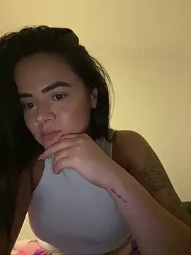 rebeccaareys online show from December 6, 2024, 1:24 am