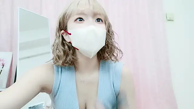 Snapshot of eimi_ch chatting on March 9, 2025, 12:10 am eimi ch online show from March 9, 2025, 12:10 am