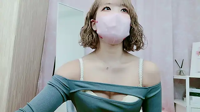 Snapshot of eimi_ch chatting on February 19, 2025, 6:22 am eimi ch online show from February 19, 2025, 6:22 am