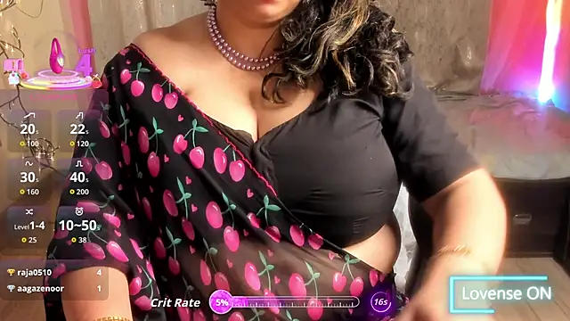 Snapshot of Gulabi_Queen chatting on May 12, 2026, 11:27 am Gulabi Queen online show from May 12, 2026, 11:27 am