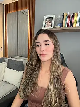 Snapshot of FridaKlein chatting on April 21, 2026, 8:04 pm FridaKlein online show from April 21, 2026, 8:04 pm