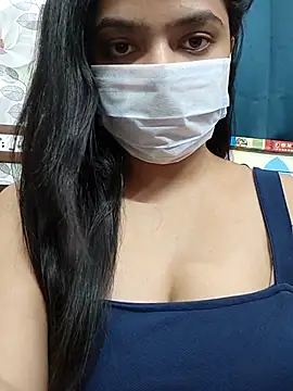 Snapshot of Myloveurvi chatting on June 25, 2026, 5:40 pm Myloveurvi online show from June 25, 2026, 5:40 pm