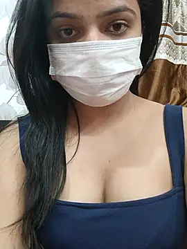 Snapshot of Myloveurvi chatting on February 25, 2025, 6:33 pm Myloveurvi online show from February 25, 2025, 6:33 pm