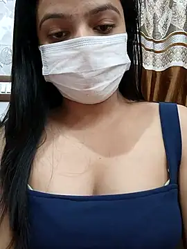 Snapshot of Myloveurvi chatting on February 27, 2025, 6:31 pm Myloveurvi online show from February 27, 2025, 6:31 pm