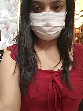 Snapshot of Myloveurvi chatting on February 15, 2025, 10:33 am Myloveurvi online show from February 15, 2025, 10:33 am