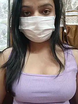 Snapshot of Myloveurvi chatting on February 7, 2025, 6:34 pm Myloveurvi online show from February 7, 2025, 6:34 pm