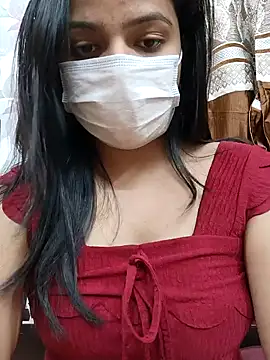 Snapshot of Myloveurvi chatting on February 6, 2025, 5:51 pm Myloveurvi online show from February 6, 2025, 5:51 pm