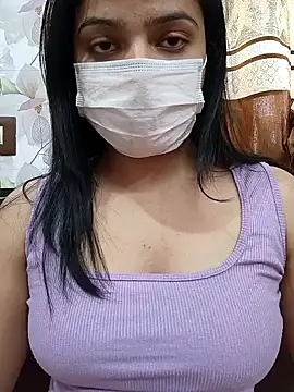 Snapshot of Myloveurvi chatting on February 10, 2025, 7:15 am Myloveurvi online show from February 10, 2025, 7:15 am